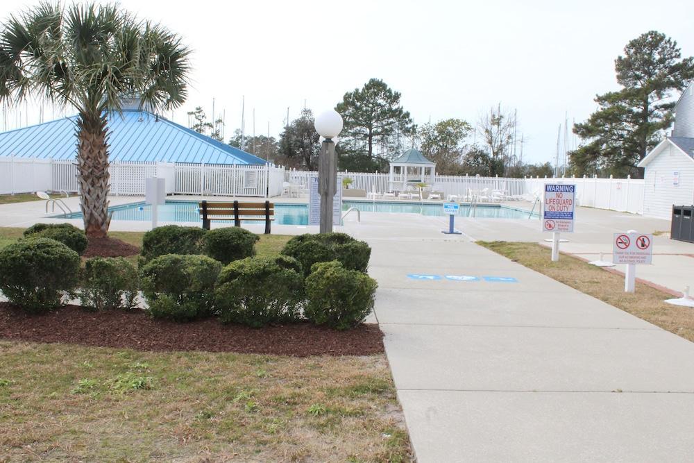 Club Wyndham Fairfield Harbour Hotel New Bern Exterior photo